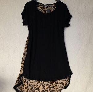 NWT Black And Leopard Scoop Neck T-shirt Maxi Fringe Edges Hi Low Has Pockets